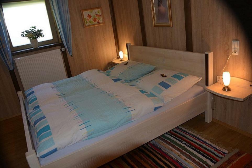 Ferienwohnung Irmgard Хауценберг Экстерьер фото